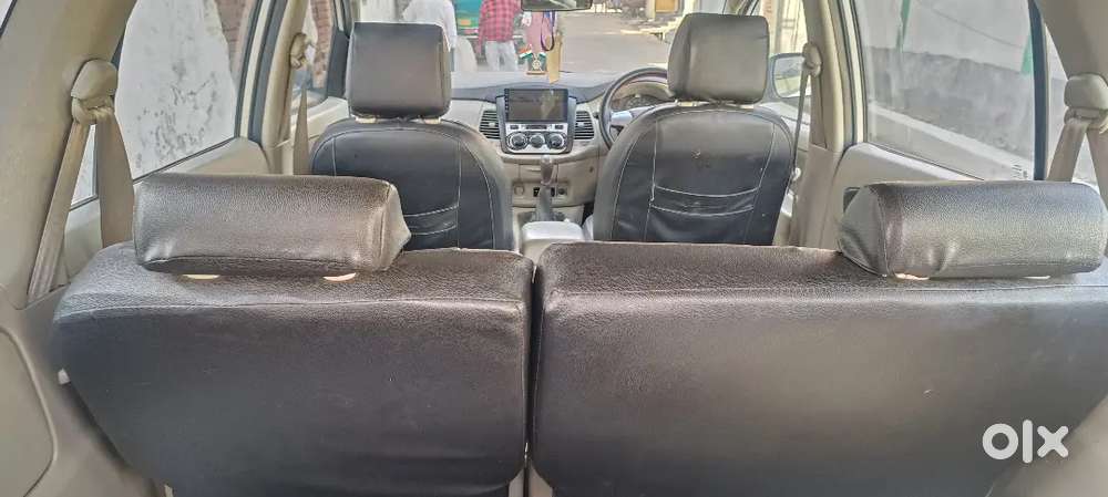 Toyota Innova Hycross 2014 Diesel Variant