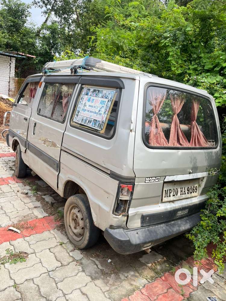 2 Maruti Suzuki Omni 2009