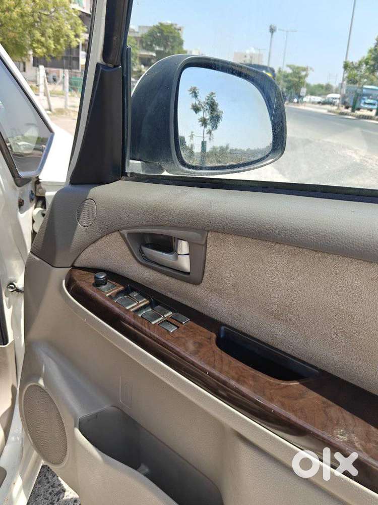 Maruti Suzuki Sx4 Zxi, 2010, Petrol