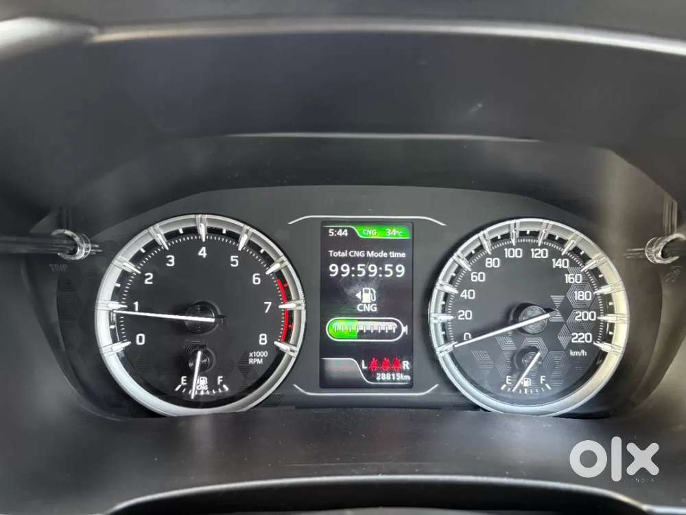 Maruti Suzuki Grand Vitara 1.5 Delta Cng, 2024, Cng & Hybrids