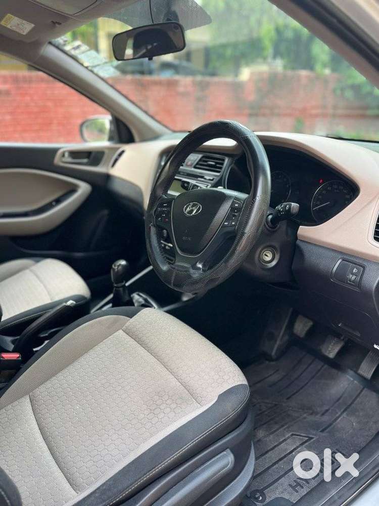 Hyundai I20 Sportz 1.2 Vtvt, 2017, Petrol