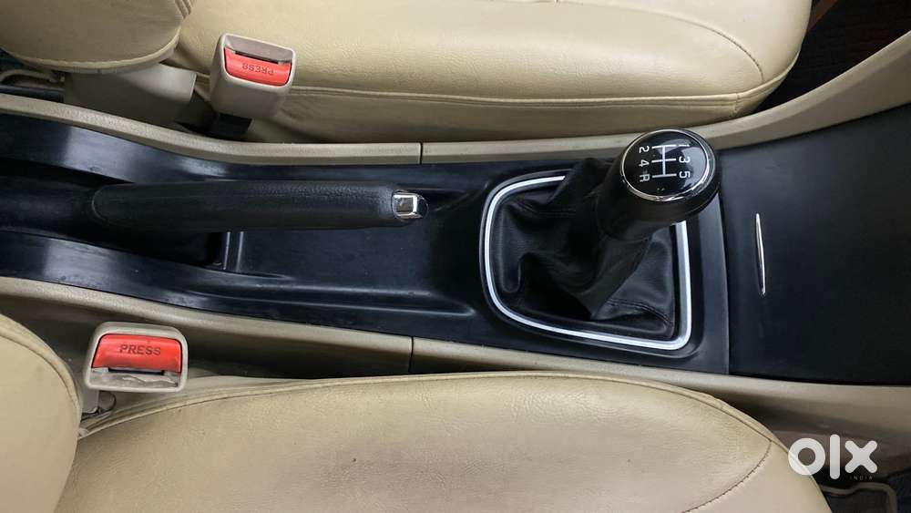 Maruti Suzuki Ciaz 1.5 Zeta Shvs Mt, 2021, Petrol