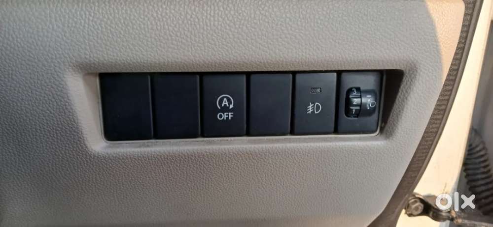 Maruti Suzuki Swift Dzire Vxi, 2021, Petrol