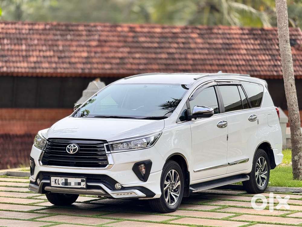 Toyota Innova Crysta 2.8 Gx At, 2022, Diesel