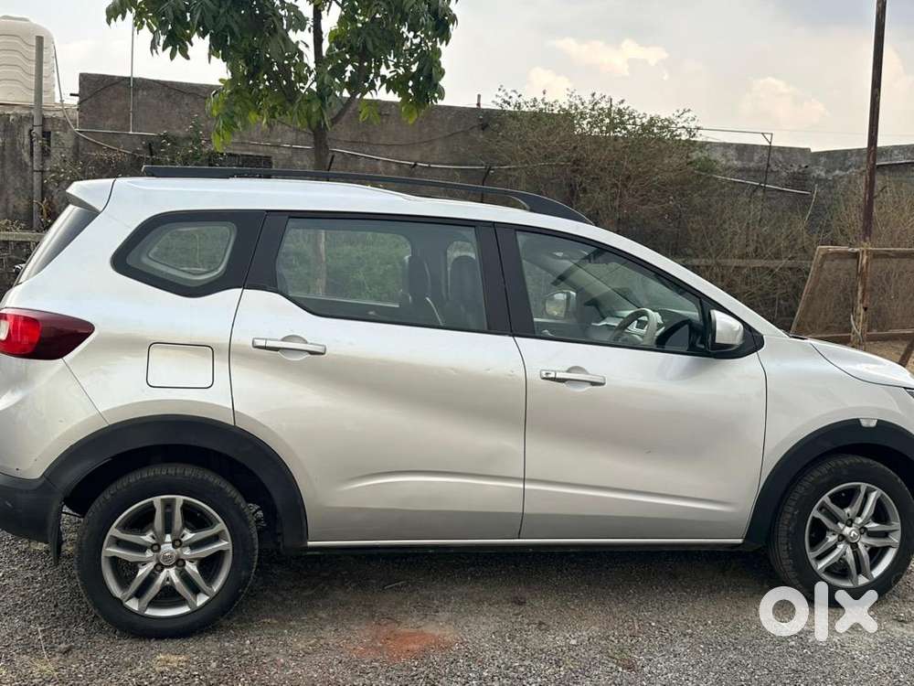 Renault Triber Petrol Well Maintained