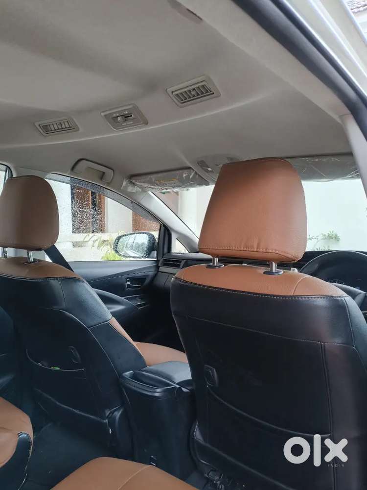 Toyota Innova Crysta 2.8 G At Diesel  Single Owner