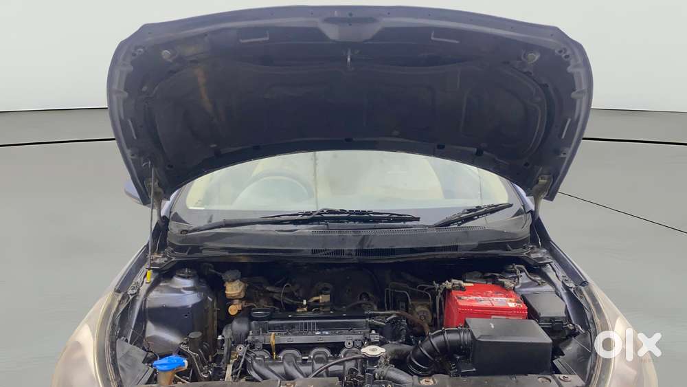 Hyundai Verna Fluidic 1.6 Vtvt Sx Opt, 2014, Petrol