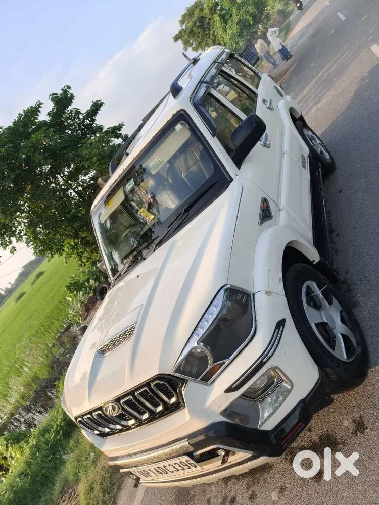 Mahindra Scorpio S6 Plus 2017