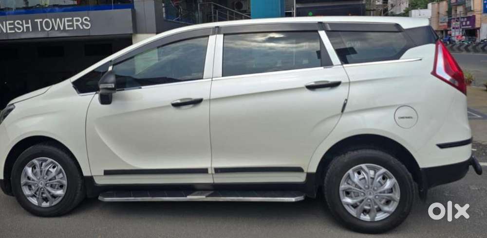 Mahindra Marazzo M2, 2018, Diesel