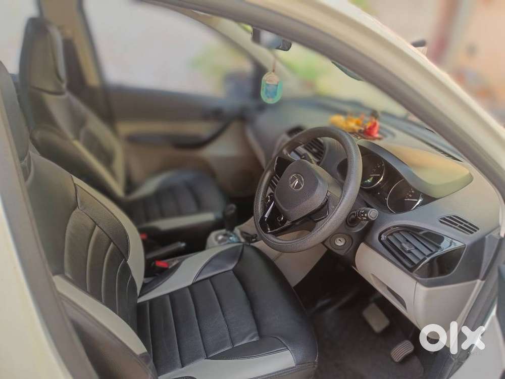 Petrol/cng Tata Tiago - Rs.3.9l Negotiable