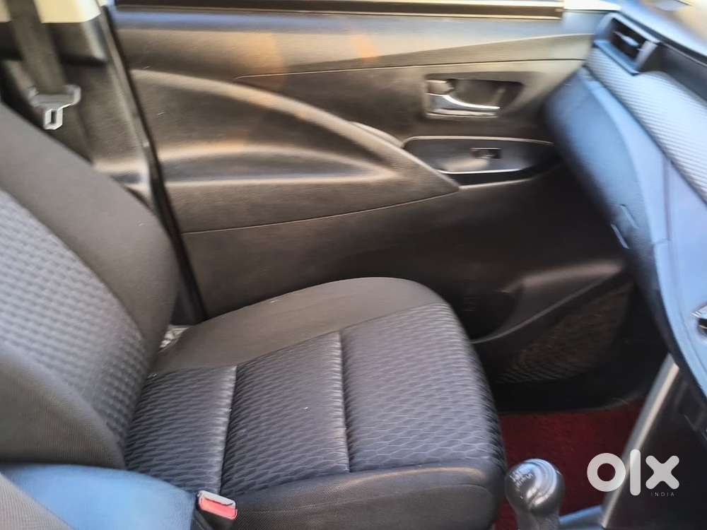 Toyota Innova Crysta 2.4 G Mt, 2022, Diesel