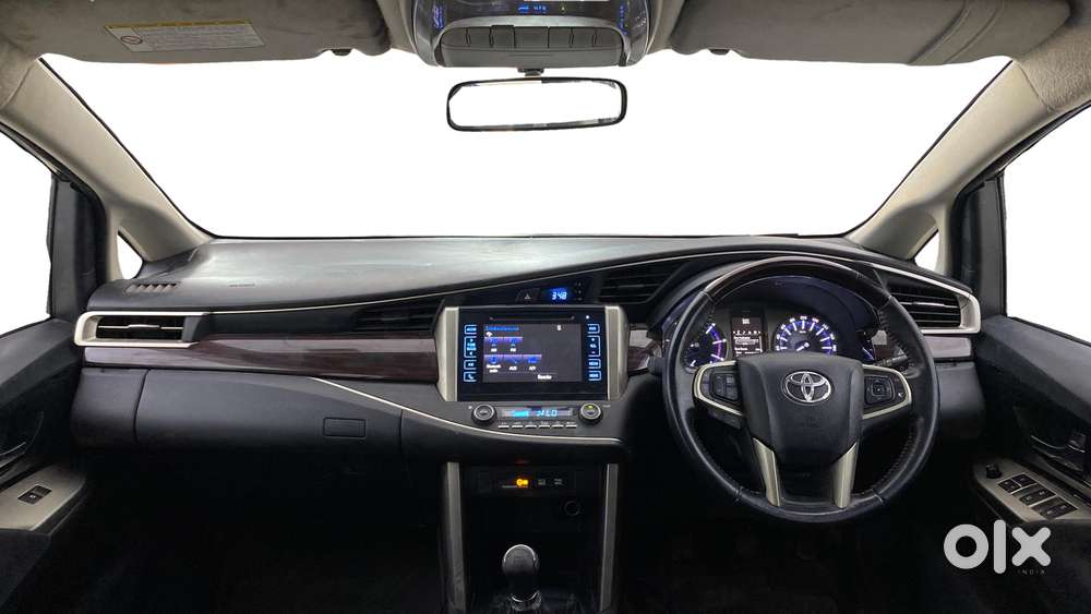 Toyota Innova Crysta 2.4 Vx Mt, 2016, Diesel