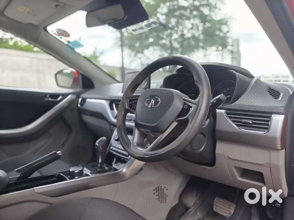 Tata Nexon 1.2 Revotron Xza Plus, 2018, Petrol