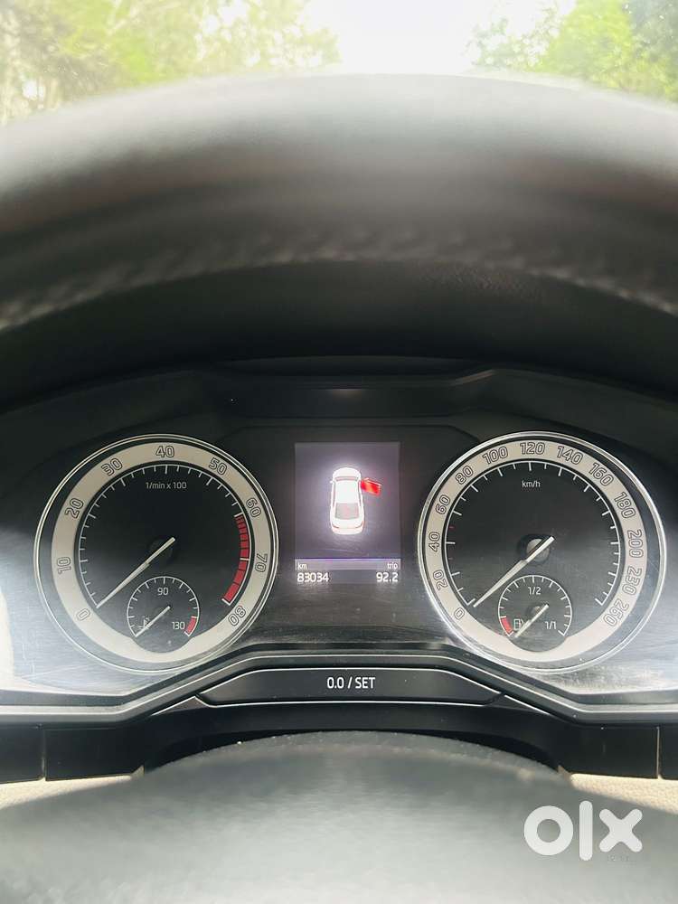 Skoda Superb 2.0 Tsi At L&k, 2018, Petrol