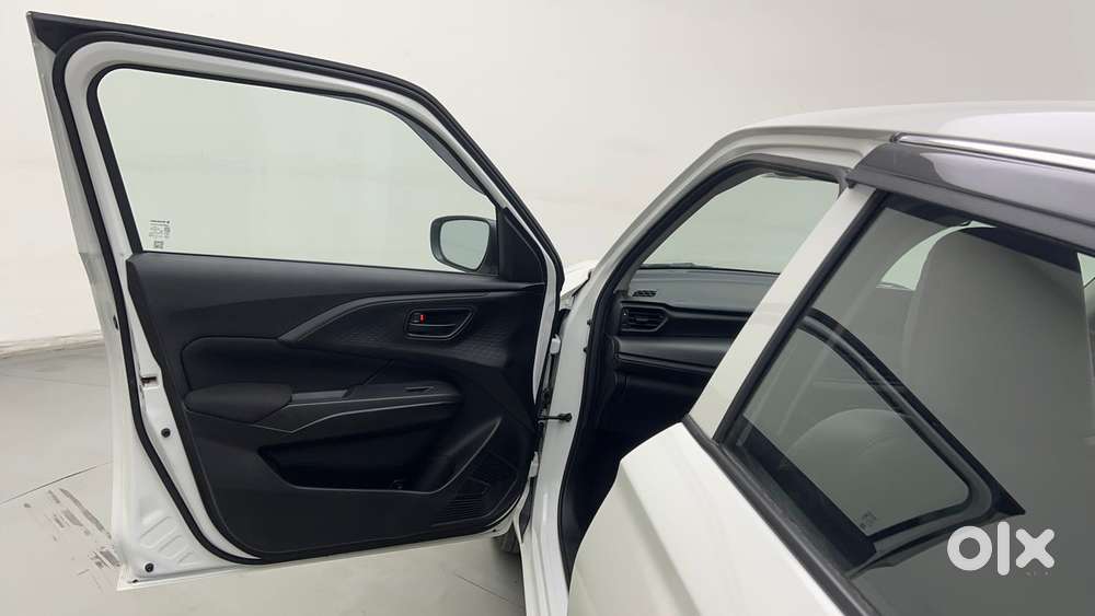 Maruti Suzuki Swift 1.3 Lxi, 2026, Petrol