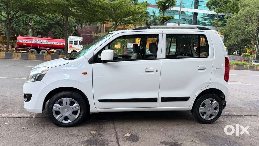 Maruti Suzuki Wagon R Vxi Amt1.2, 2016, Petrol