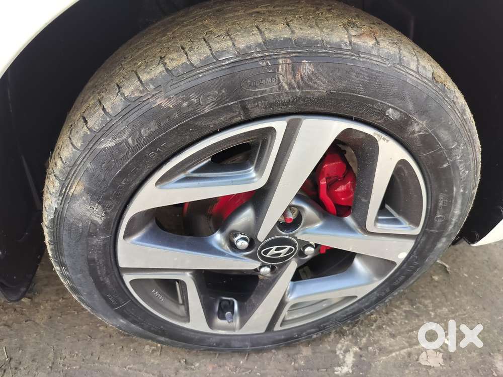 Hyundai Aura Sx Plus Automatic, 2020, Petrol