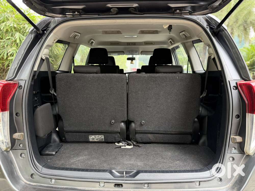 Toyota Innova Crysta [2020-ongoing] 2.4 Gx 7 Str, 2021, Diesel