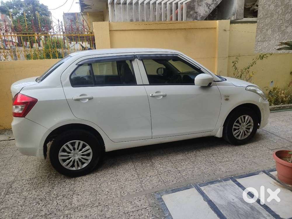 Maruti Suzuki Dzire 2015 Petrol Well Maintained