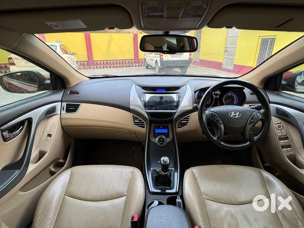 Hyundai Elantra 2.0 Sx Option, 2013, Petrol