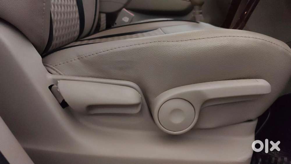 Maruti Suzuki Ertiga Zxi Plus Petrol, 2017, Petrol