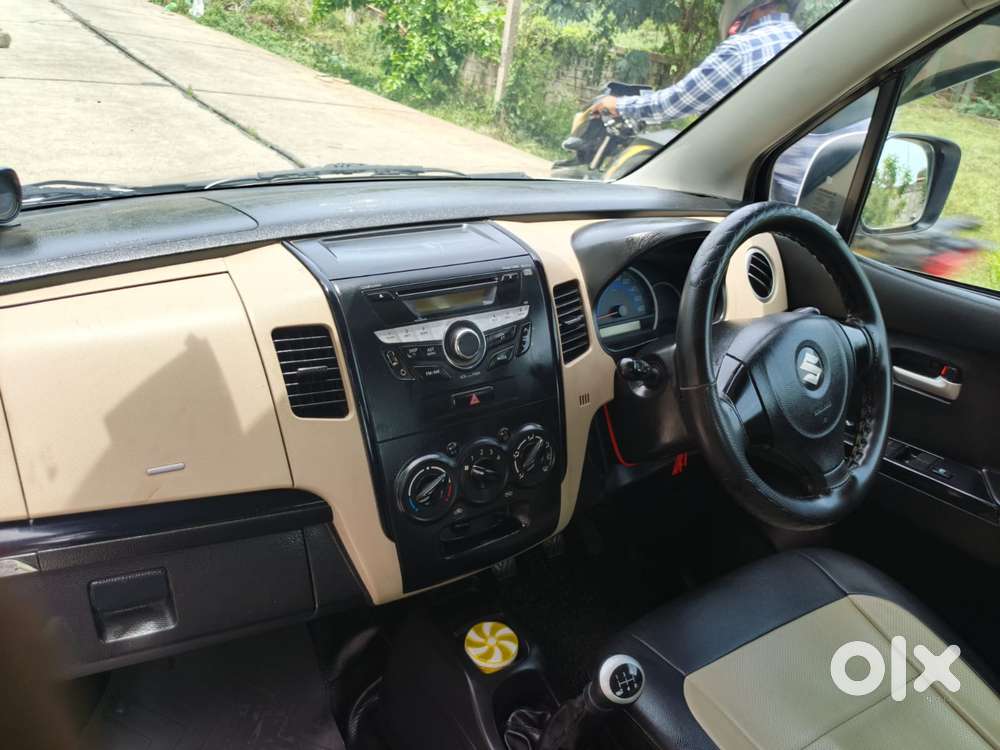Maruti Suzuki Wagon R Vxi Optional, 2017, Petrol