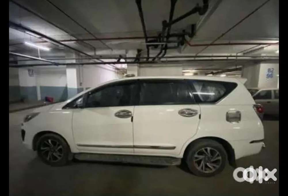 Toyota Innova Crysta 2022 Diesel 80000 Km Driven