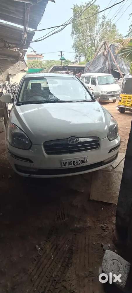 Hyundai Verna 2010 Diesel Well Maintained