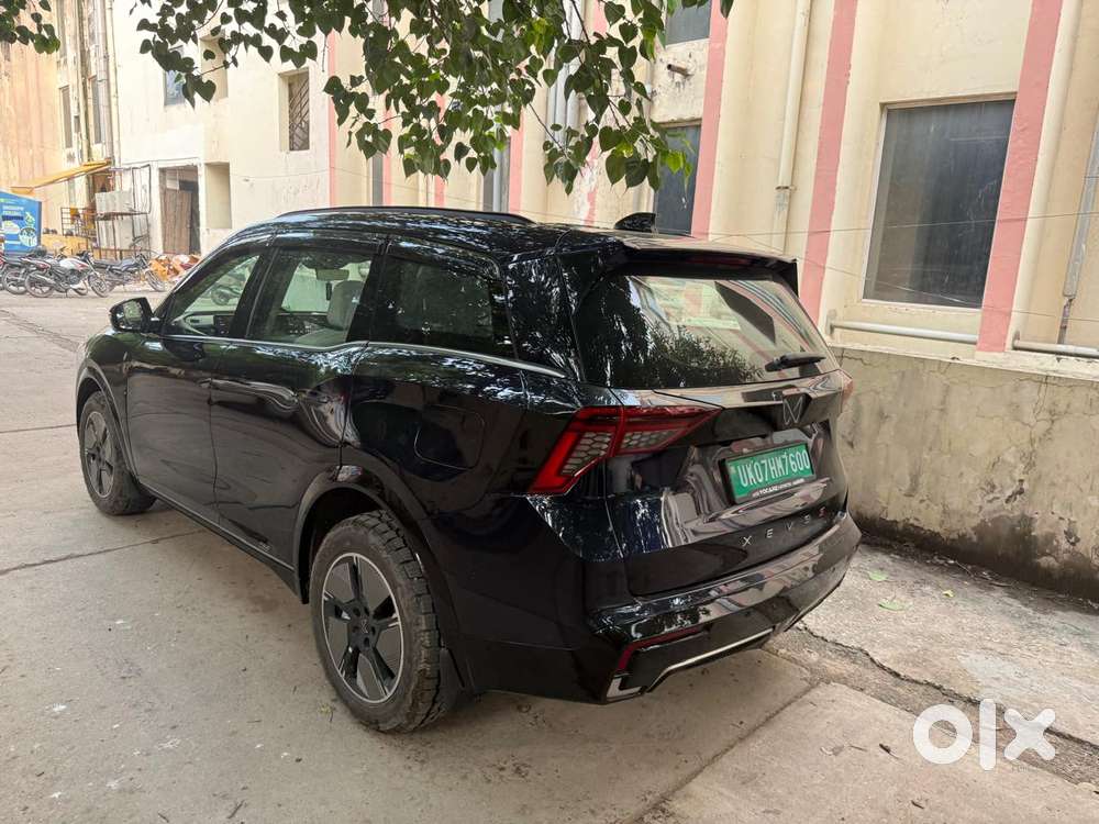 Mahindra Xev9s Others, 2026, Electric