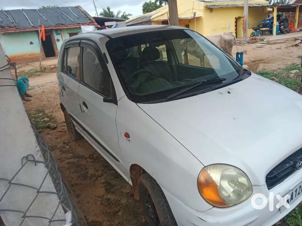 Hyundai Santro Gs Zip 2002