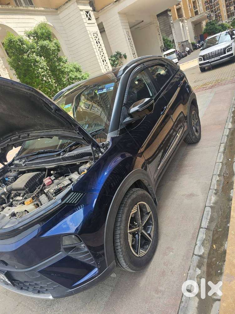 Tata Nexon 2025 Petrol 124000 Km Driven
