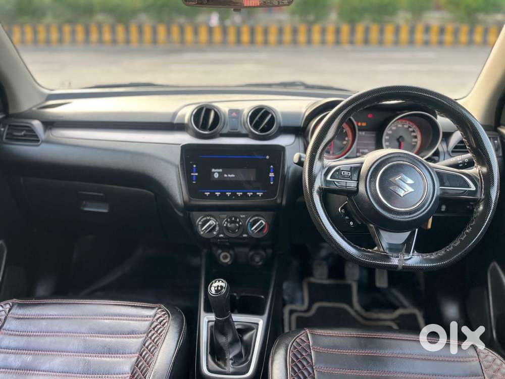 Maruti Suzuki Swift Vxi + Manual, 2022, Petrol