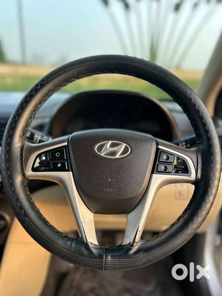 Hyundai Verna Hyundai-verna-crdi-1.6-sx-option, 2012, Diesel