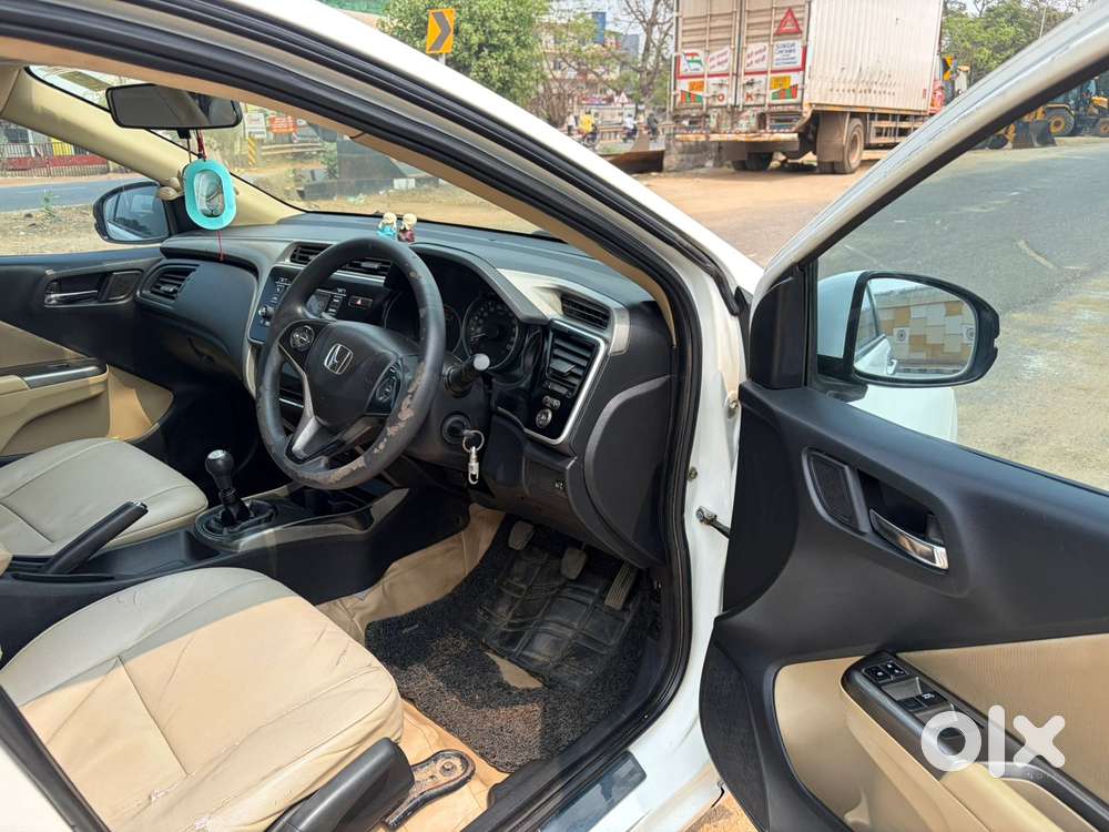 Honda City V At Sunroof I-vtec, 2016, Diesel