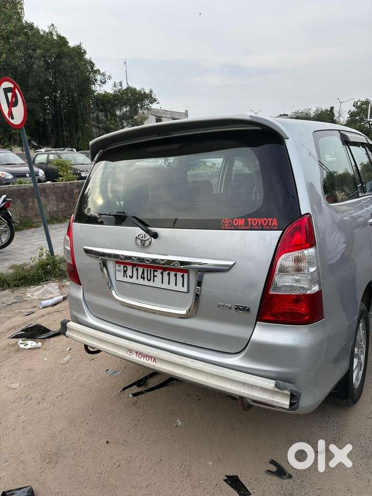 Toyota Innova Diesel 2013