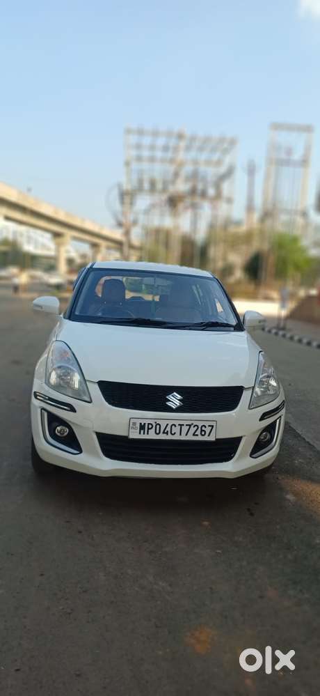 Maruti Suzuki Swift Vxi Optional, 2017, Petrol