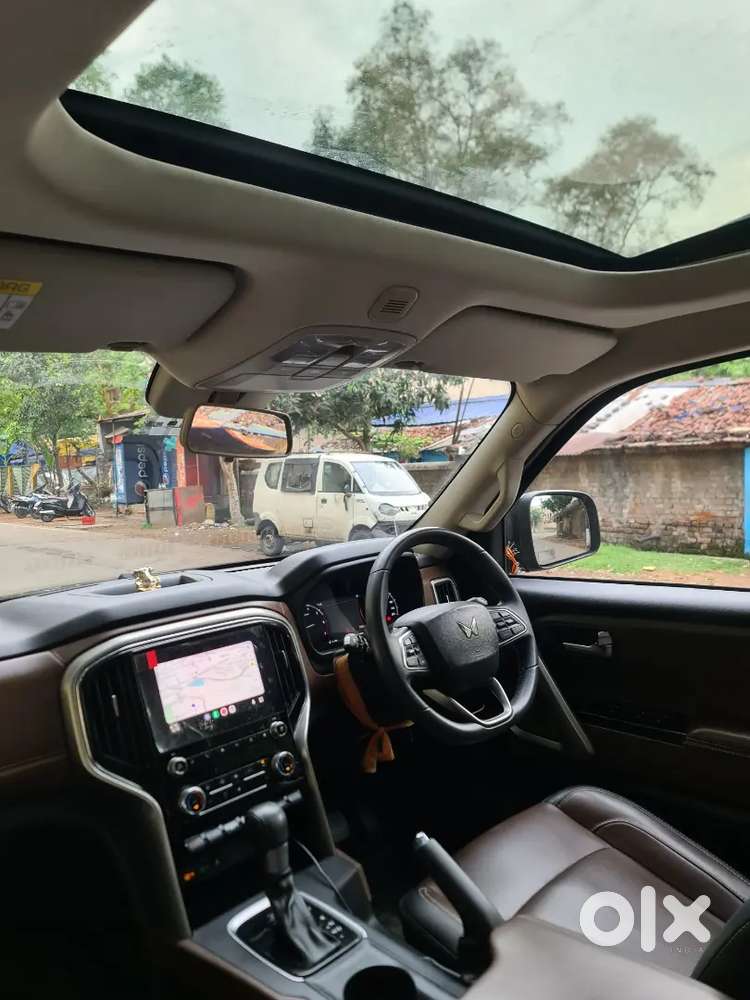 Mahindra Scorpio-n 2023 Petrol 14000 Km Driven