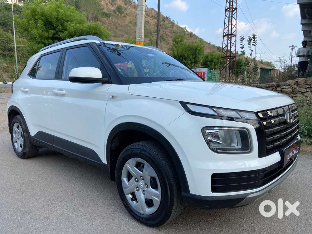 Hyundai Venue S Plus Mt 1.2 Kappa, 2022, Petrol