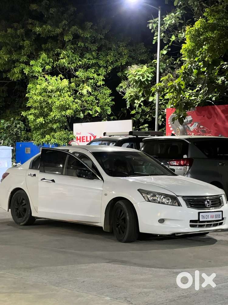 Honda Accord 2010 Petrol