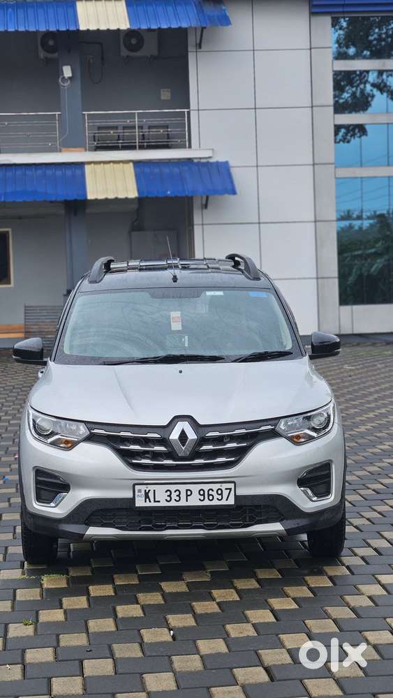 Renault Triber Rxt, 2023, Petrol