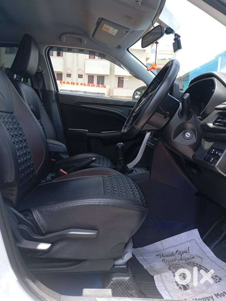 Maruti Suzuki Brezza 1.5 Vxi Smart Hybrid, 2023, Petrol