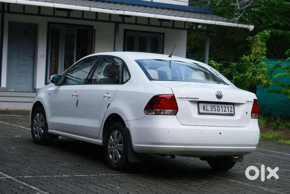 Volkswagen Vento 1.6l Petrol -  2012