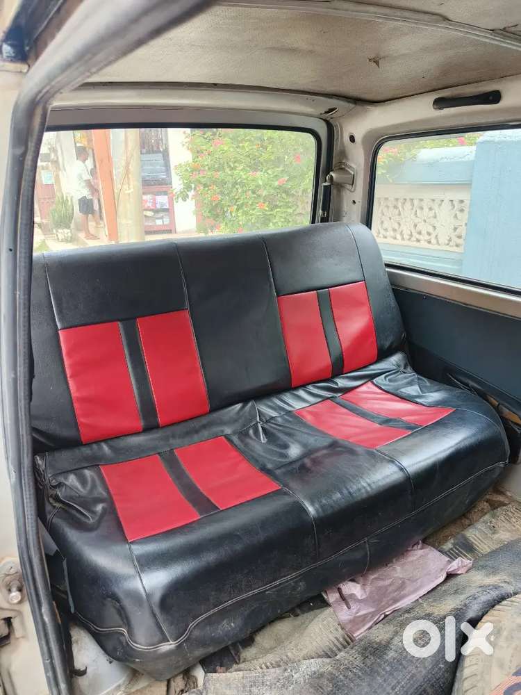 Maruti Suzuki Omni 2011