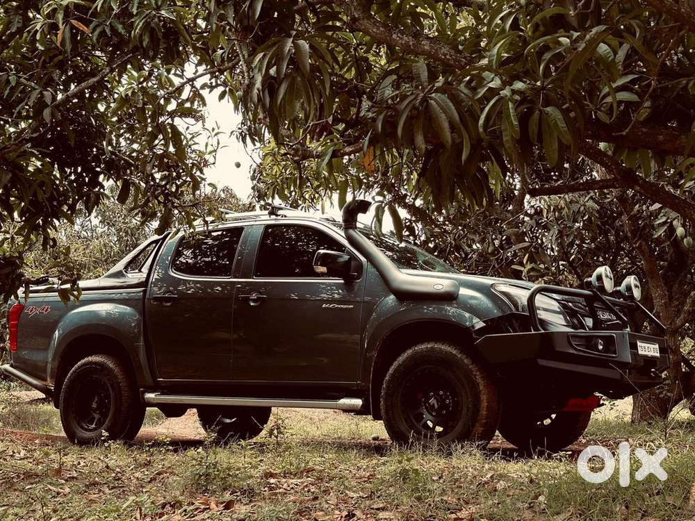 Isuzu D-max V-cross 2018 Diesel Good Condition