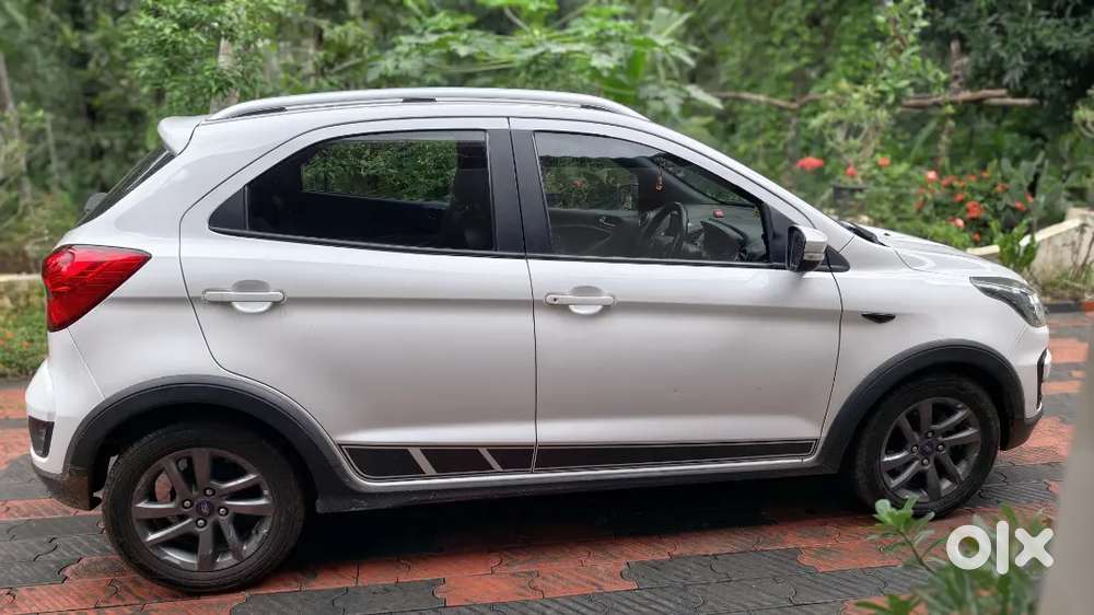 Ford Freestyle Petrol 2019