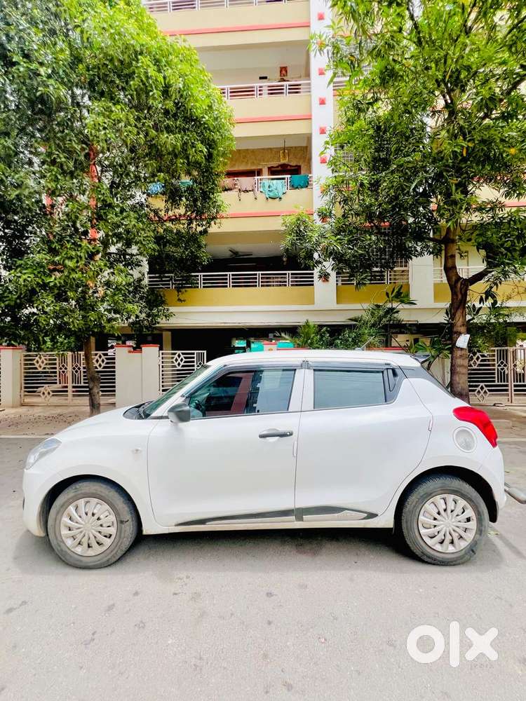 Maruti Suzuki Swift Lxi Option, 2019, Petrol