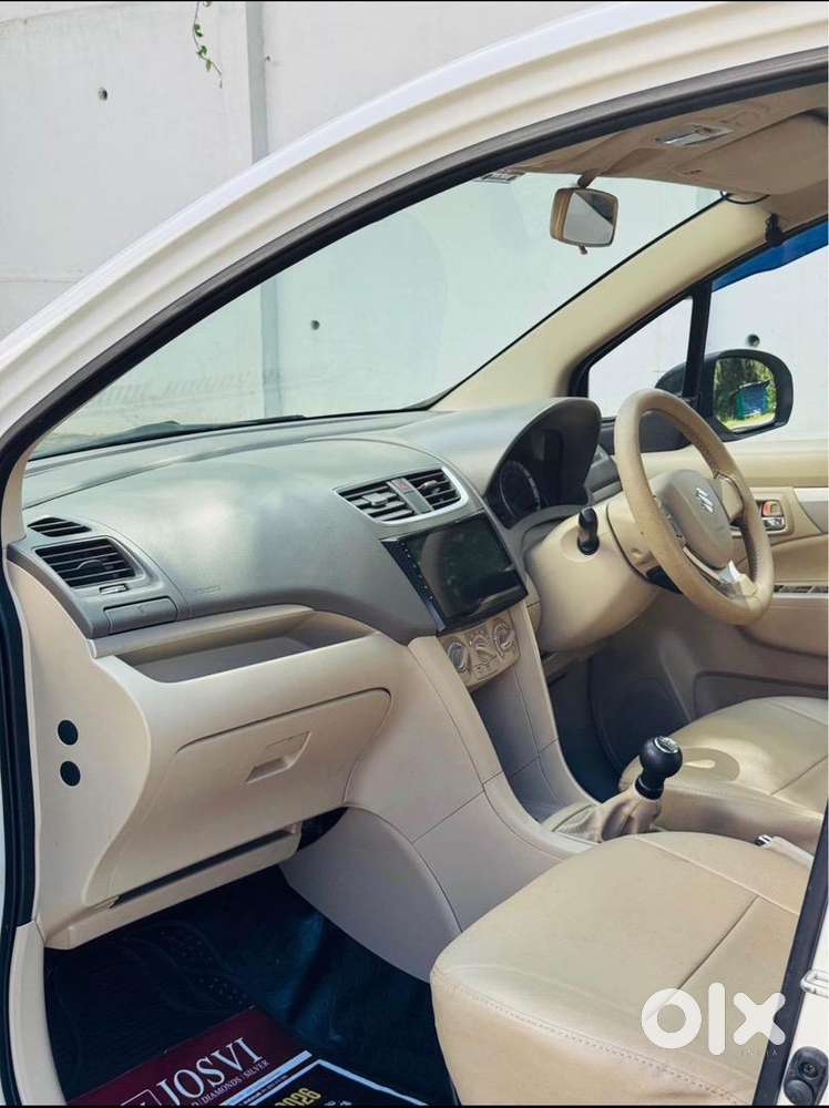 Maruti Suzuki Ertiga Petrol 30300 Km Driven