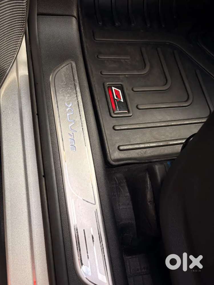 Mahindra Xuv700 2023 Diesel 27000 Km Driven