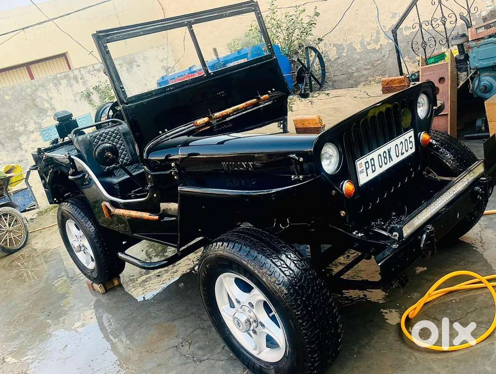 Willy Jeep Passing