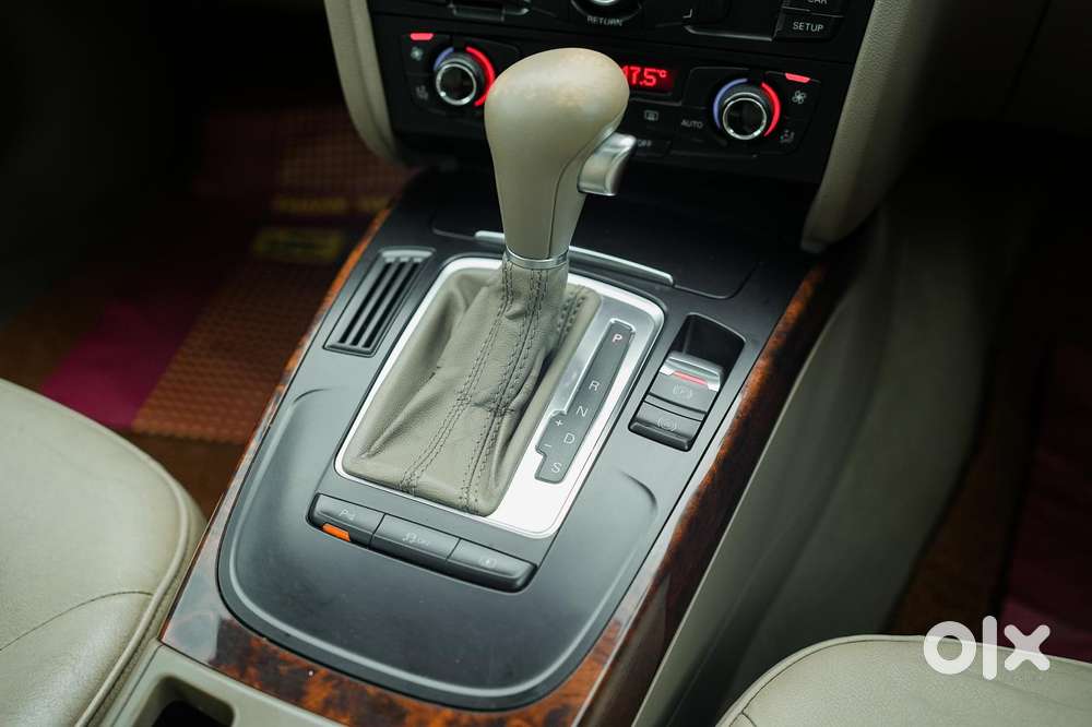 Audi A4 2.0 Tdi Premium With Sunroof, 2011, Diesel